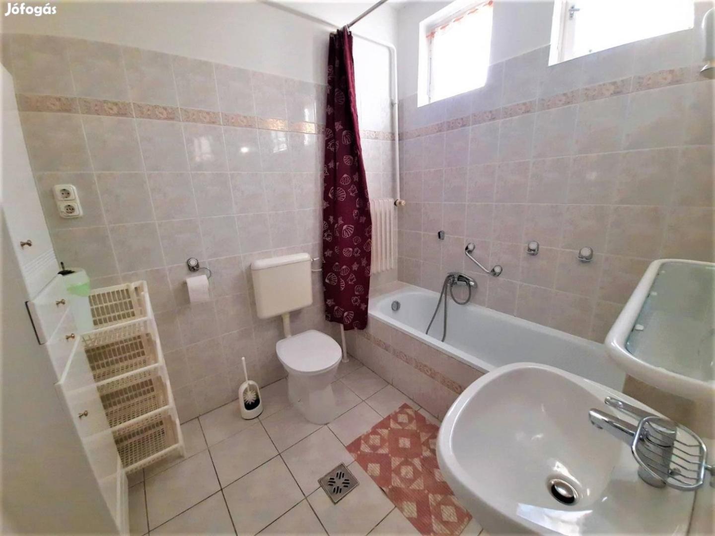 Nora Apartman Балатонлеле Екстериор снимка